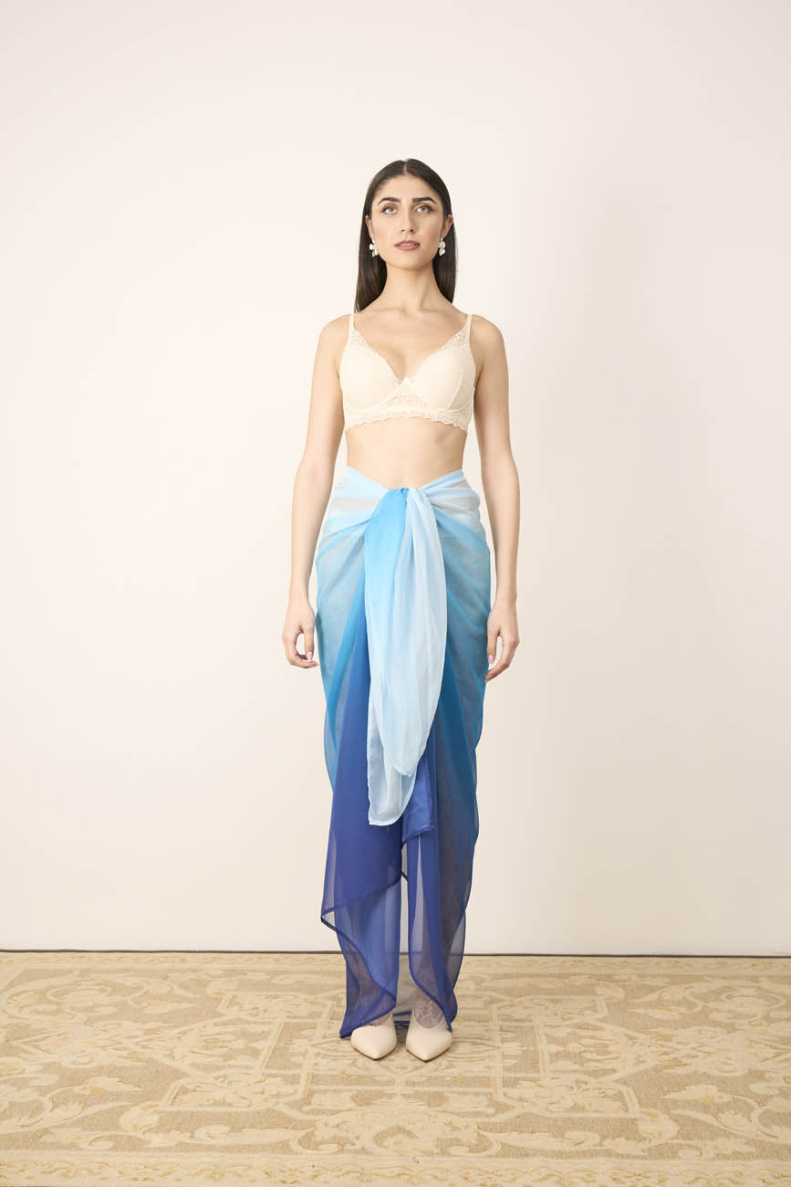 1. Pareo Blu Fronte