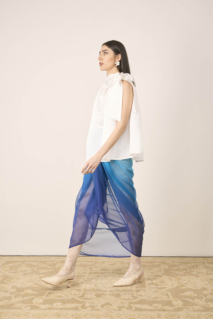 3. Pareo Blu Styling